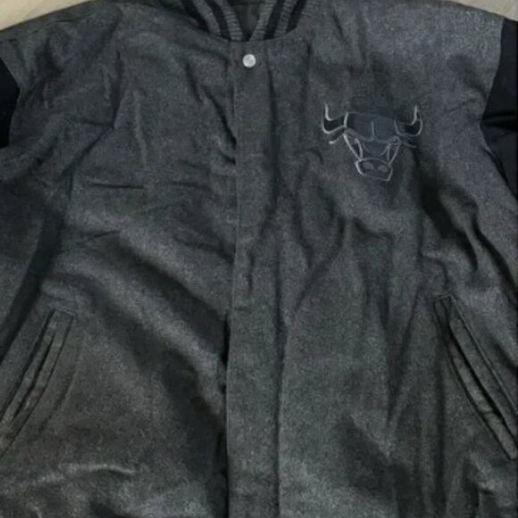 Reversible Vintage 90s Jeff Hamilton Chicago Bulls NBA Leather Jacket 2XL Black - Picture 2 of 6